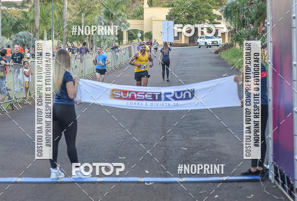 Buy your photos of the eventSunset Run 2019 on Fotop