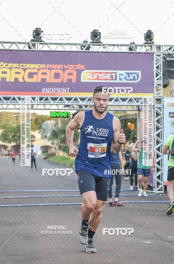 Buy your photos of the eventSunset Run 2019 on Fotop