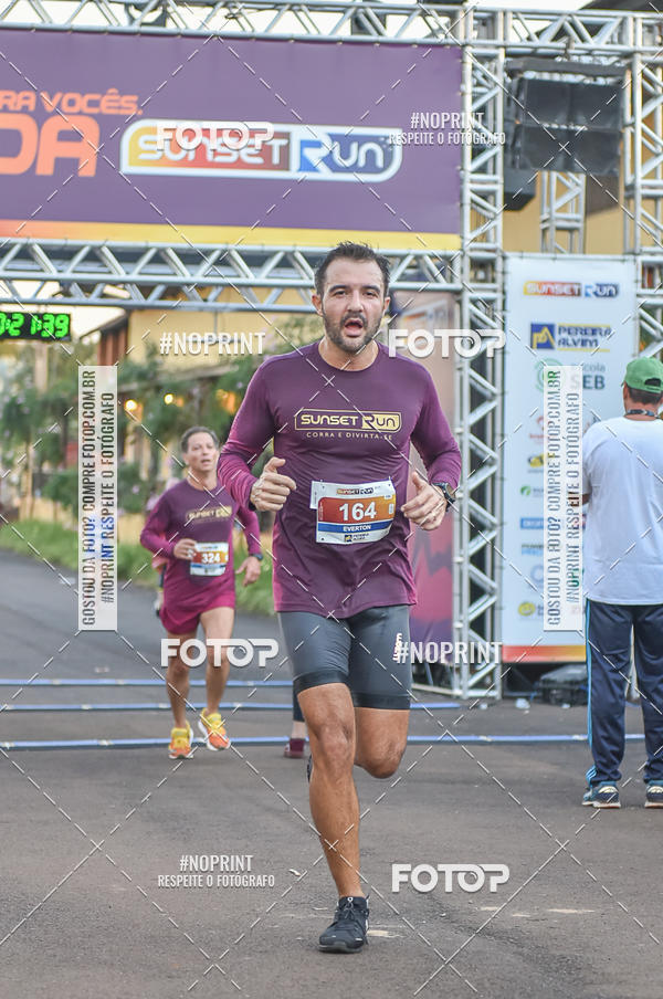 Buy your photos of the eventSunset Run 2019 on Fotop