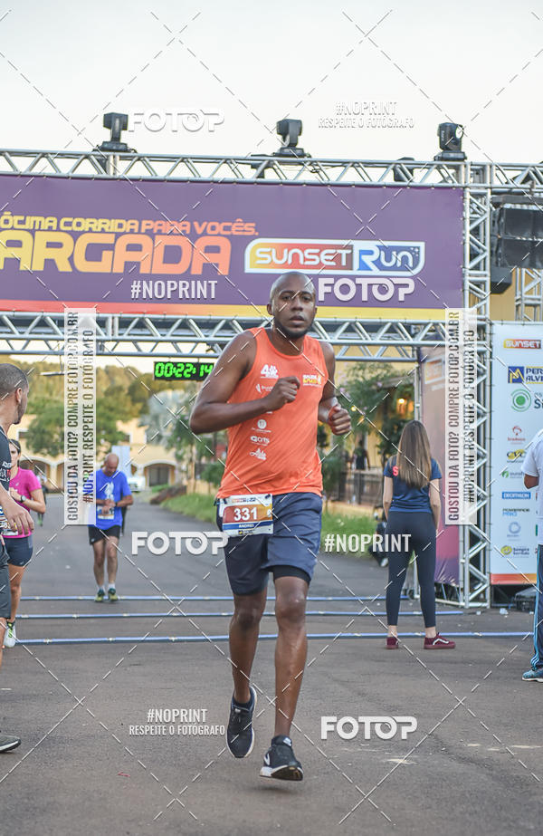 Buy your photos of the eventSunset Run 2019 on Fotop