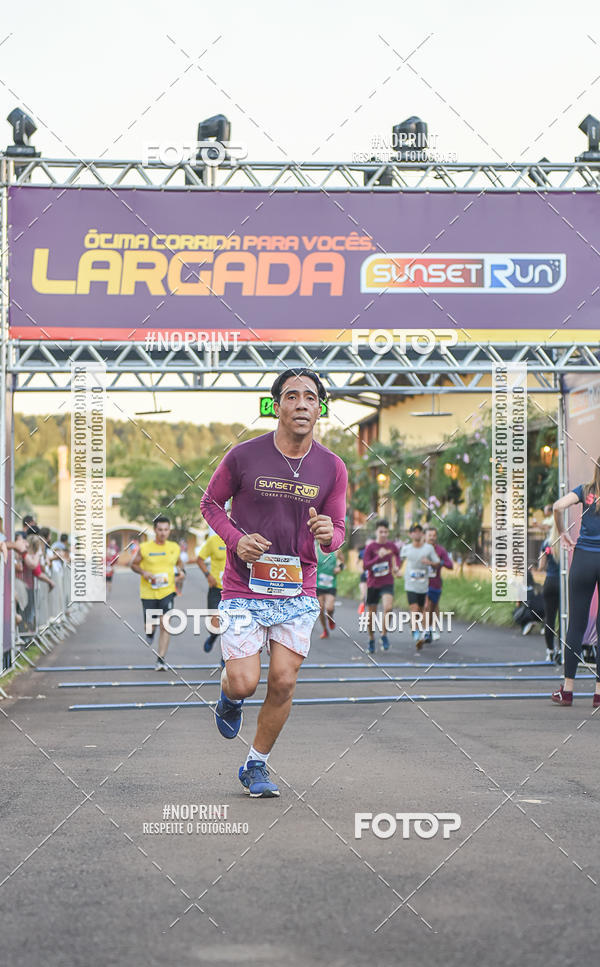 Buy your photos of the eventSunset Run 2019 on Fotop