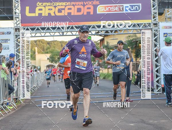 Buy your photos of the eventSunset Run 2019 on Fotop