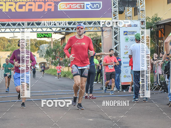 Buy your photos of the eventSunset Run 2019 on Fotop