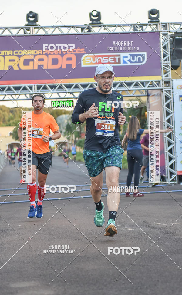 Buy your photos of the eventSunset Run 2019 on Fotop