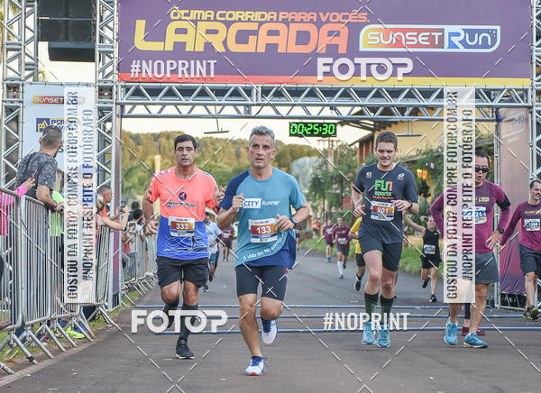 Buy your photos of the eventSunset Run 2019 on Fotop