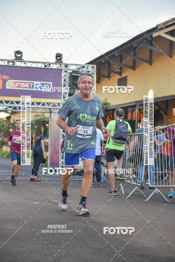 Buy your photos of the eventSunset Run 2019 on Fotop