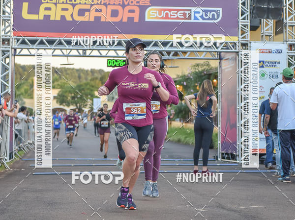 Buy your photos of the eventSunset Run 2019 on Fotop