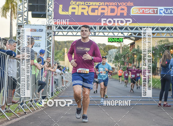 Buy your photos of the eventSunset Run 2019 on Fotop
