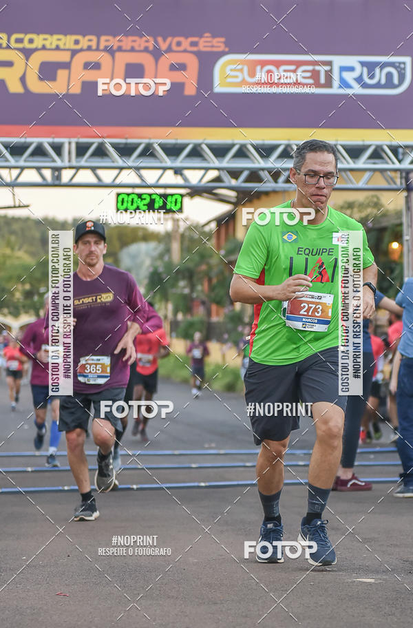 Buy your photos of the eventSunset Run 2019 on Fotop