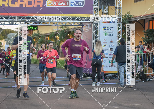 Buy your photos of the eventSunset Run 2019 on Fotop