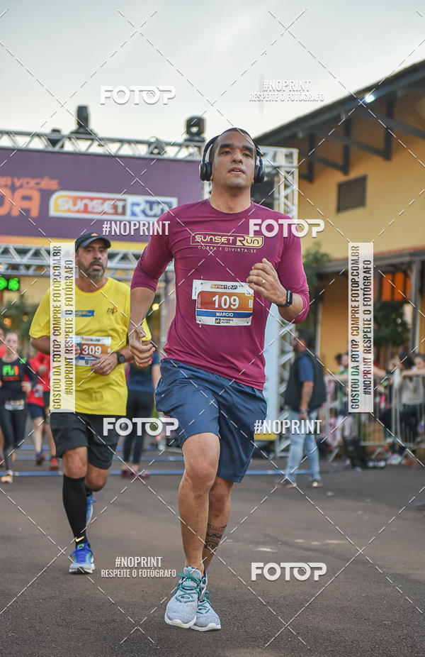 Buy your photos of the eventSunset Run 2019 on Fotop