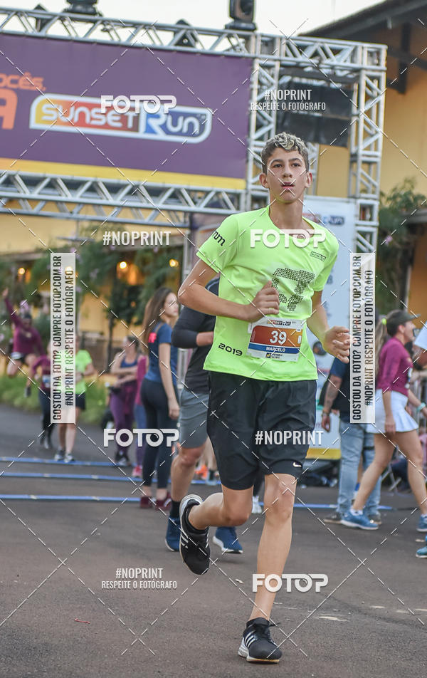 Buy your photos of the eventSunset Run 2019 on Fotop
