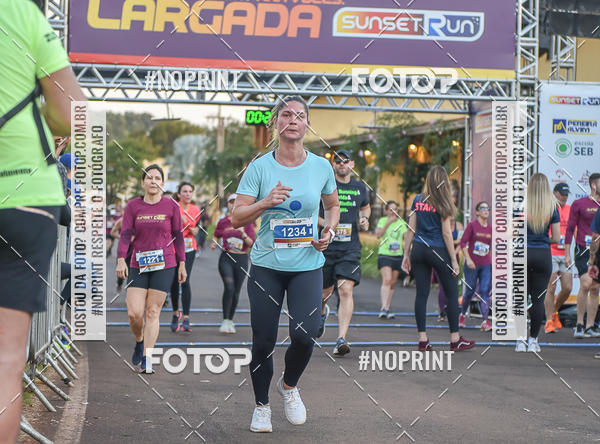 Buy your photos of the eventSunset Run 2019 on Fotop