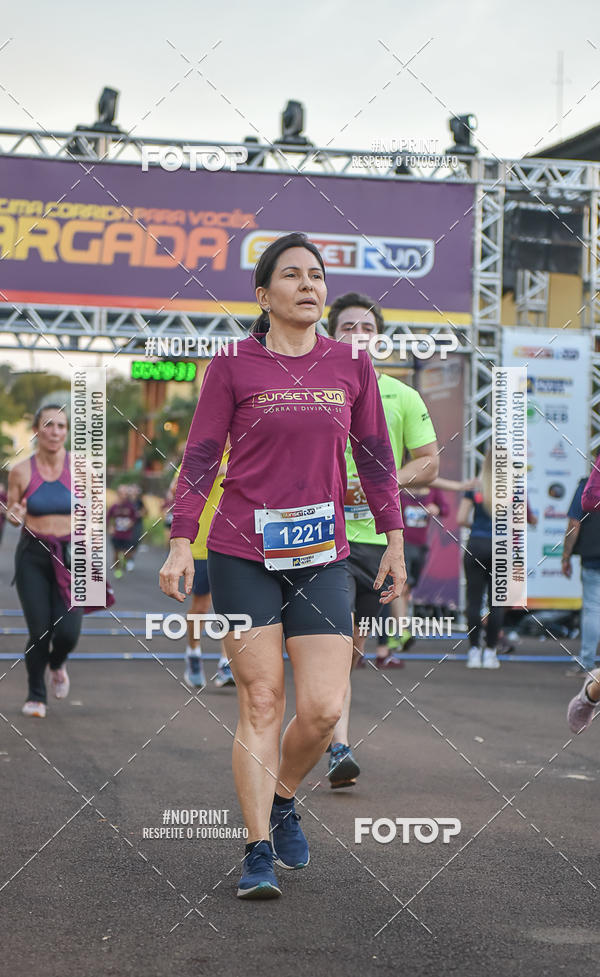 Buy your photos of the eventSunset Run 2019 on Fotop