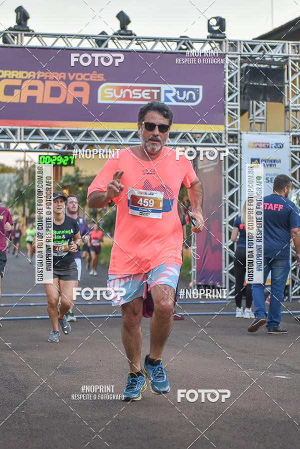 Buy your photos of the eventSunset Run 2019 on Fotop
