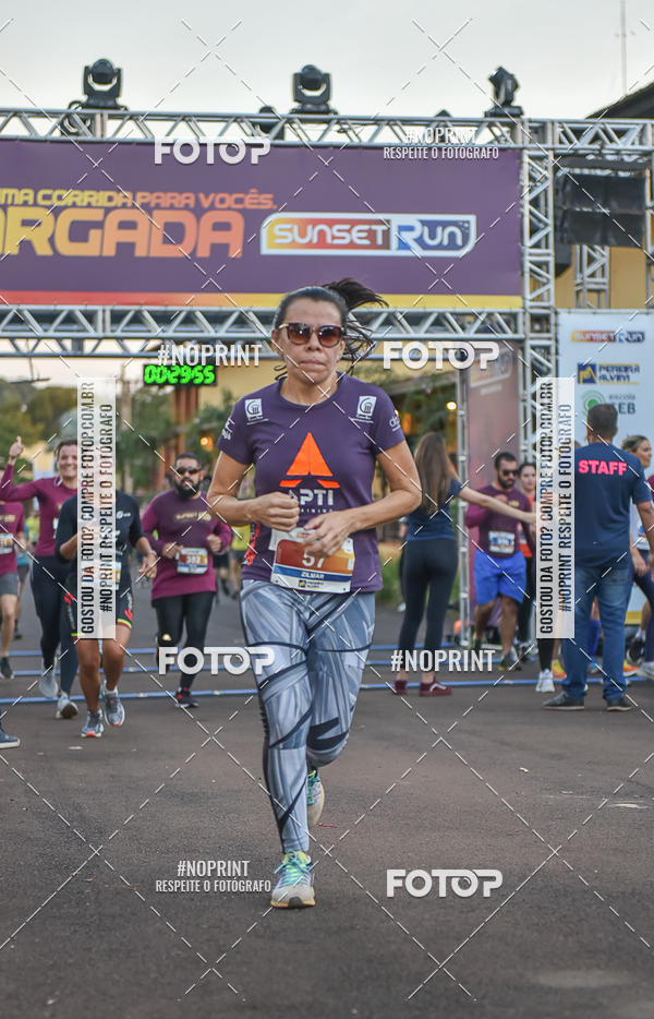 Buy your photos of the eventSunset Run 2019 on Fotop