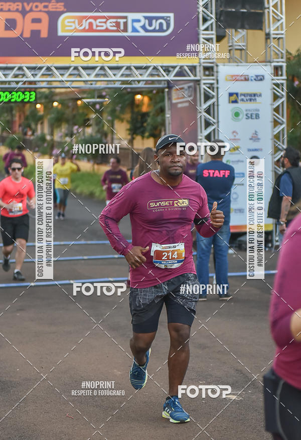 Buy your photos of the eventSunset Run 2019 on Fotop