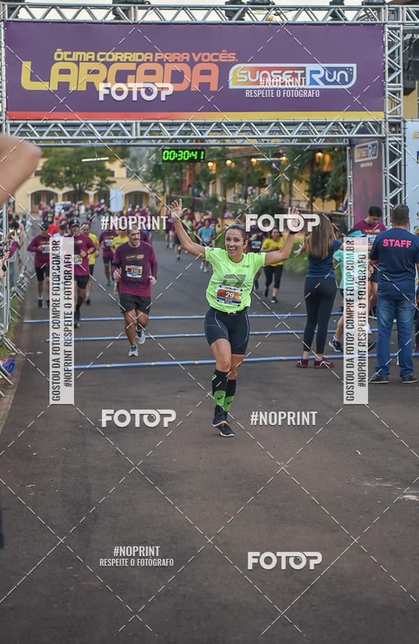 Buy your photos of the eventSunset Run 2019 on Fotop