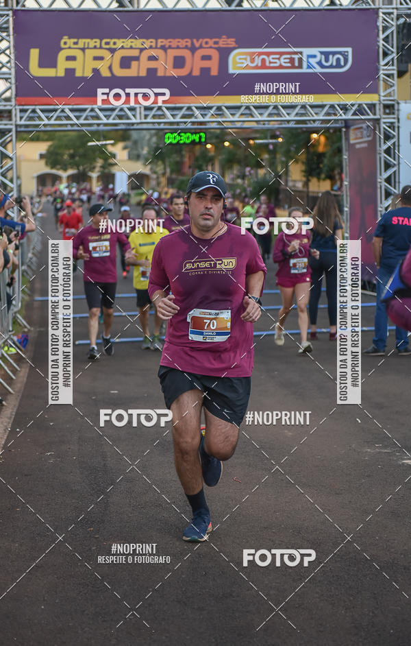 Buy your photos of the eventSunset Run 2019 on Fotop