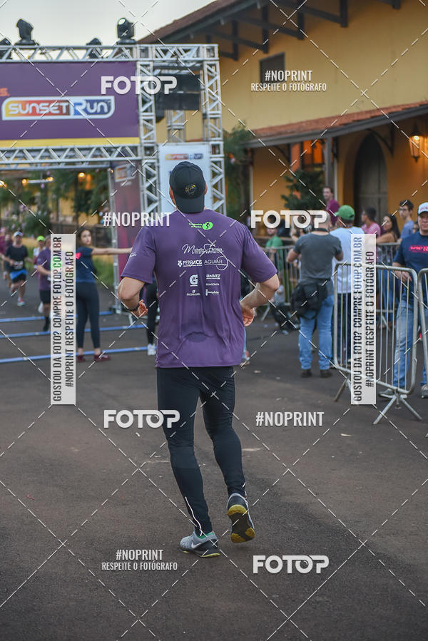 Buy your photos of the eventSunset Run 2019 on Fotop