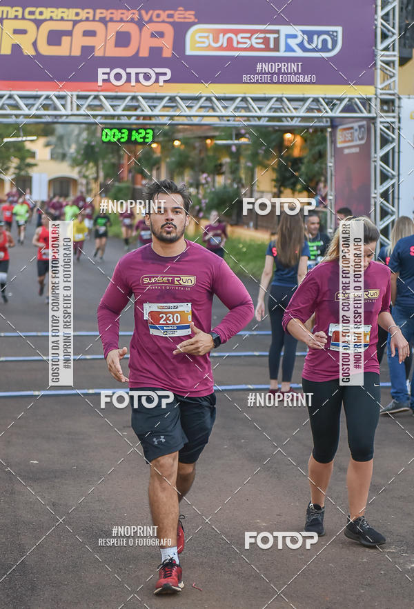 Buy your photos of the eventSunset Run 2019 on Fotop
