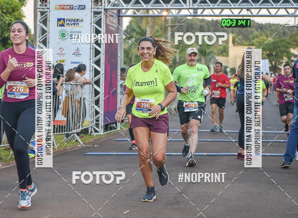 Buy your photos of the eventSunset Run 2019 on Fotop