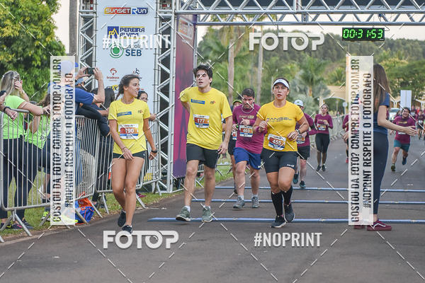 Buy your photos of the eventSunset Run 2019 on Fotop