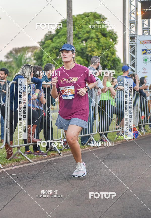 Buy your photos of the eventSunset Run 2019 on Fotop