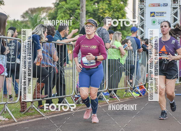 Buy your photos of the eventSunset Run 2019 on Fotop