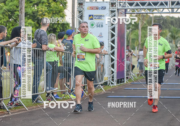 Buy your photos of the eventSunset Run 2019 on Fotop