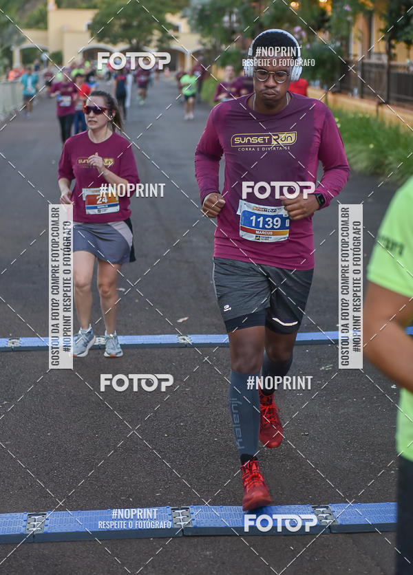 Buy your photos of the eventSunset Run 2019 on Fotop