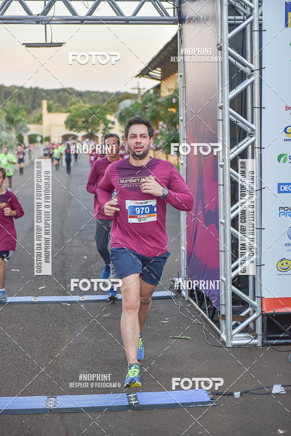 Buy your photos of the eventSunset Run 2019 on Fotop