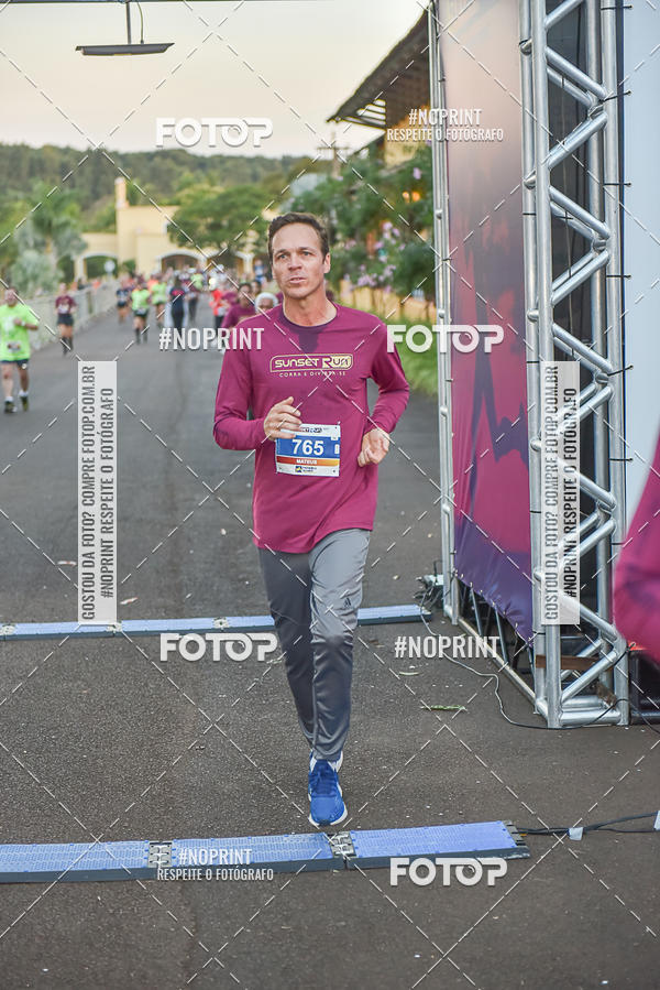 Buy your photos of the eventSunset Run 2019 on Fotop