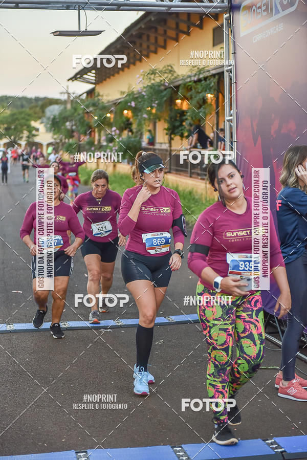 Buy your photos of the eventSunset Run 2019 on Fotop