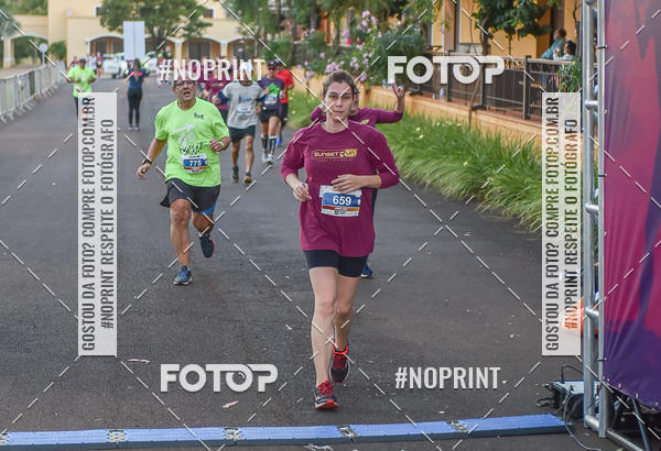 Buy your photos of the eventSunset Run 2019 on Fotop