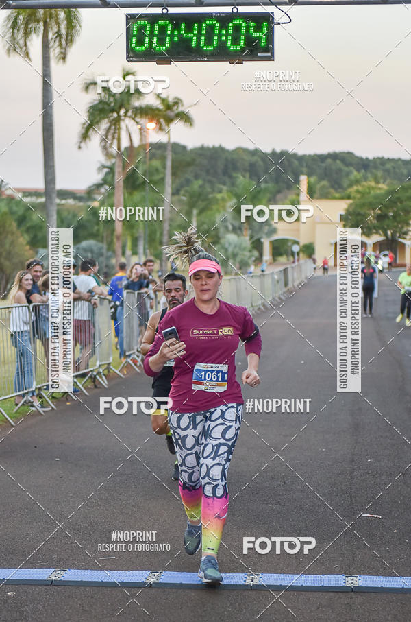 Buy your photos of the eventSunset Run 2019 on Fotop