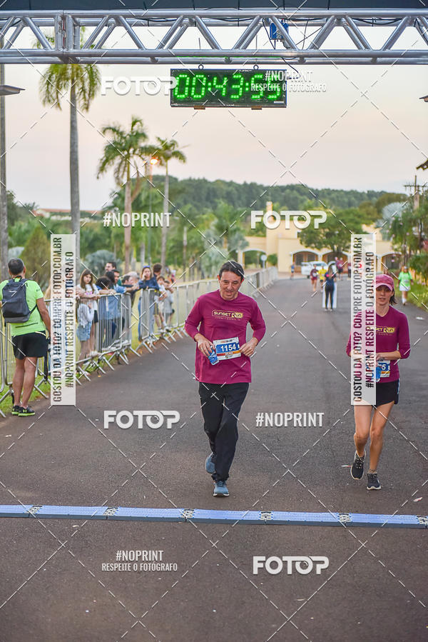 Buy your photos of the eventSunset Run 2019 on Fotop