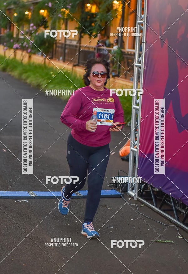 Buy your photos of the eventSunset Run 2019 on Fotop