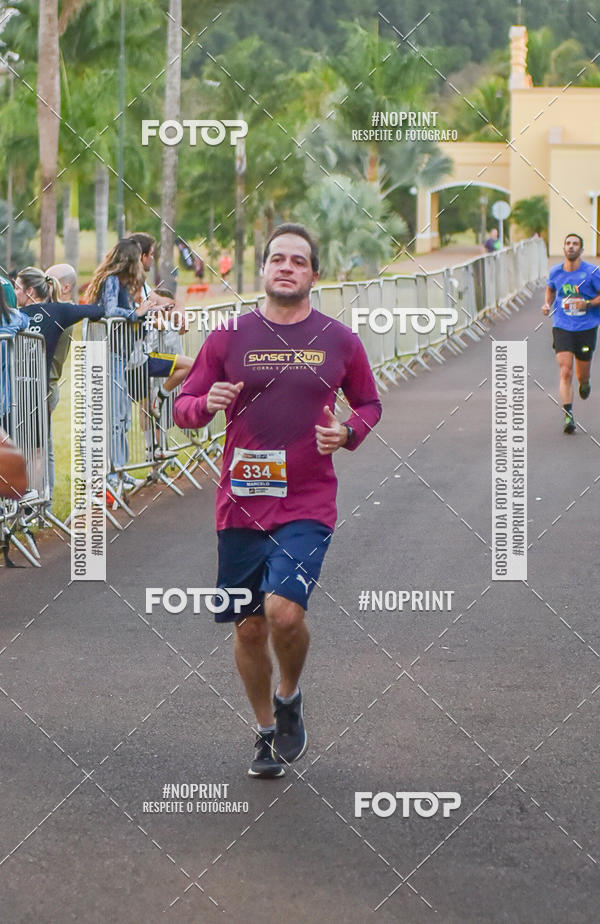 Buy your photos of the eventSunset Run 2019 on Fotop