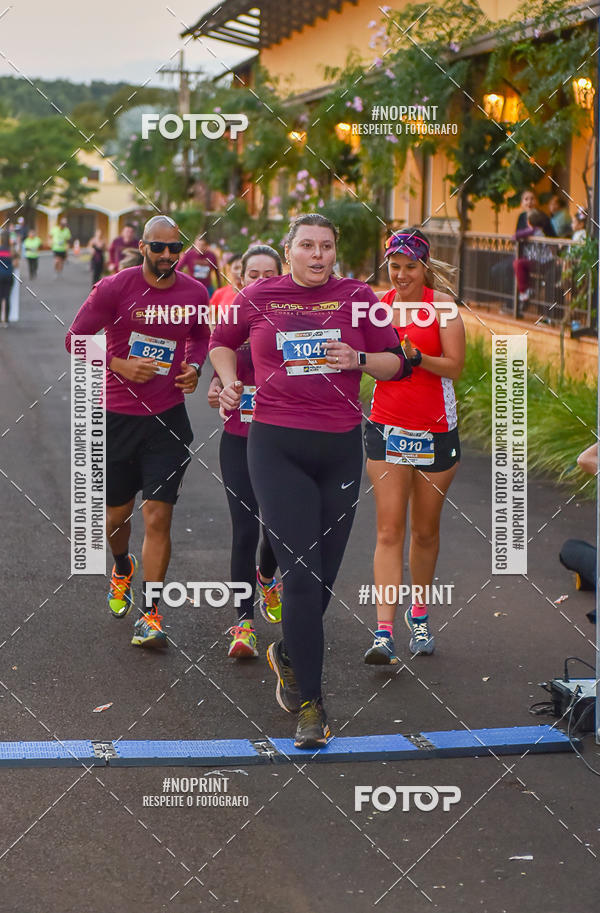 Buy your photos of the eventSunset Run 2019 on Fotop