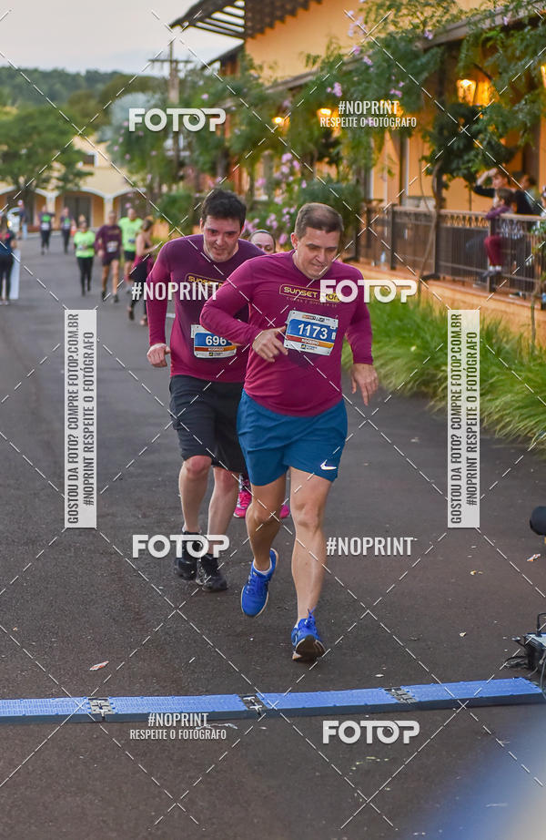 Buy your photos of the eventSunset Run 2019 on Fotop