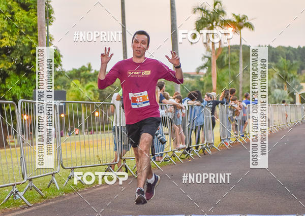 Buy your photos of the eventSunset Run 2019 on Fotop