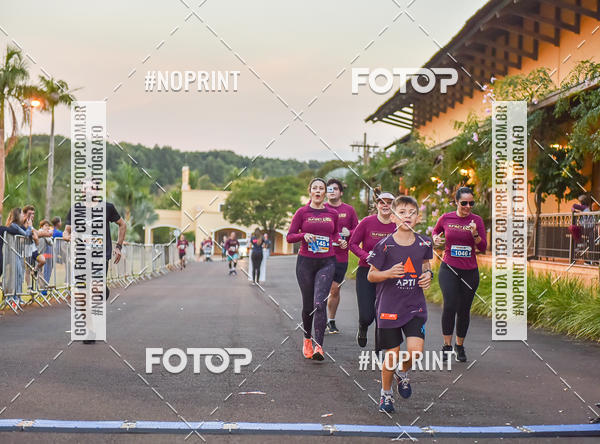Buy your photos of the eventSunset Run 2019 on Fotop