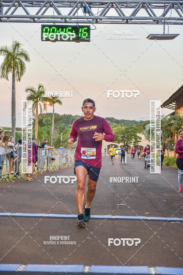 Buy your photos of the eventSunset Run 2019 on Fotop