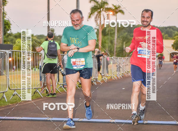 Buy your photos of the eventSunset Run 2019 on Fotop