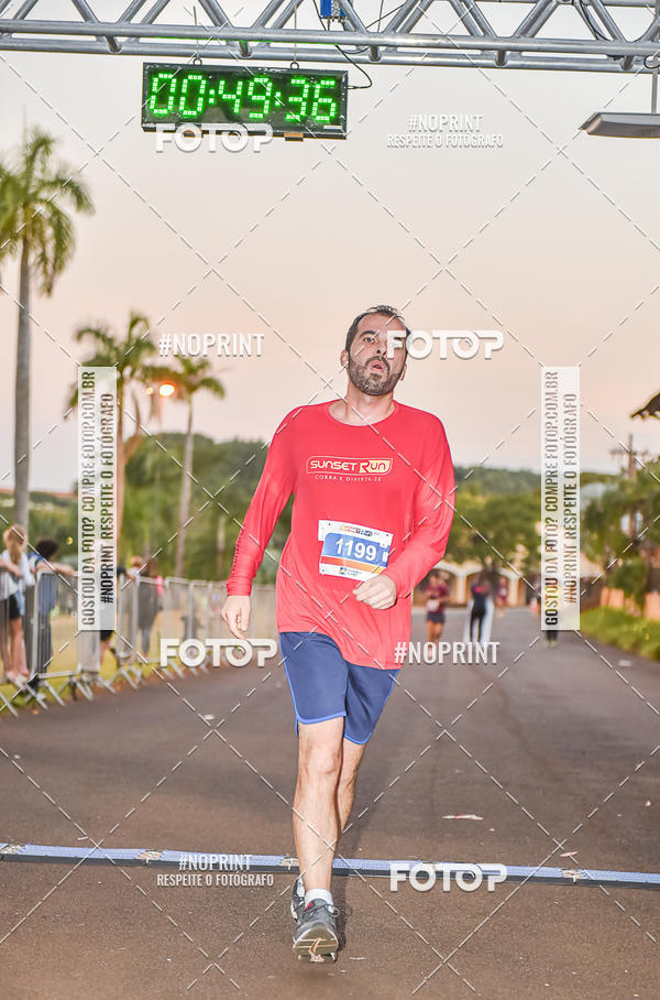 Buy your photos of the eventSunset Run 2019 on Fotop