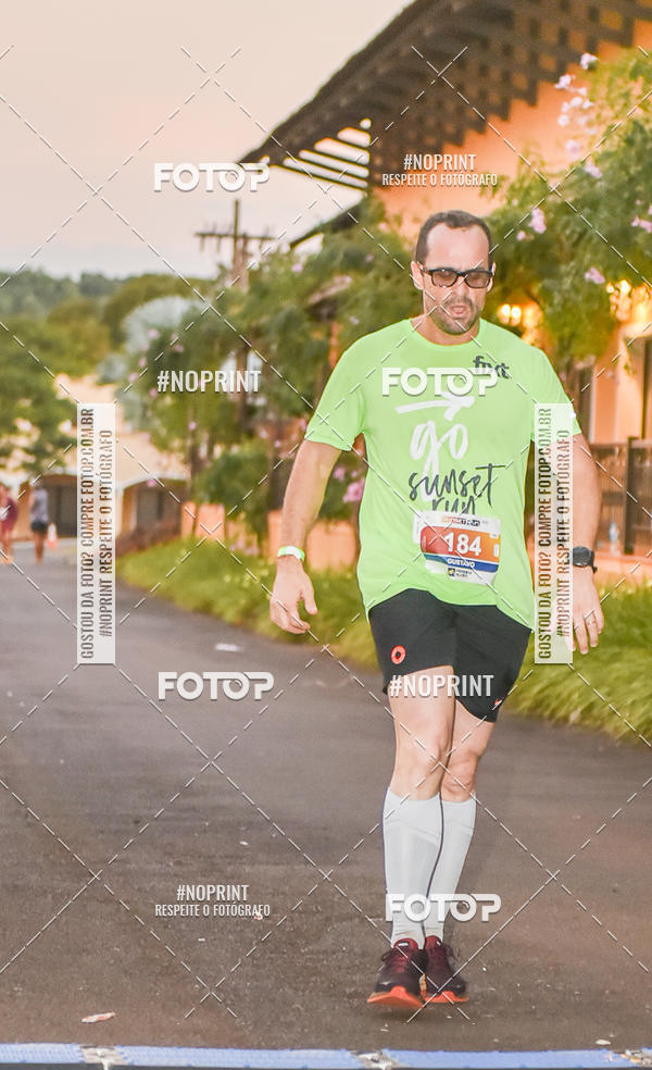 Buy your photos of the eventSunset Run 2019 on Fotop