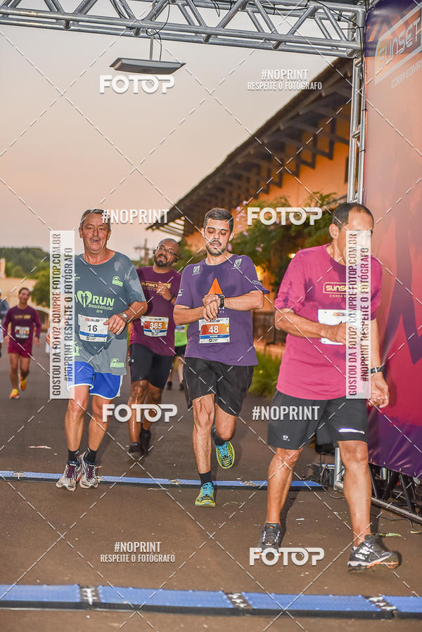 Buy your photos of the eventSunset Run 2019 on Fotop