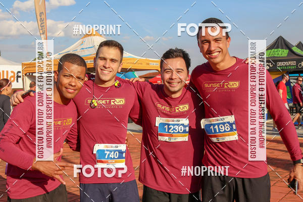 Buy your photos of the eventSunset Run 2019 on Fotop