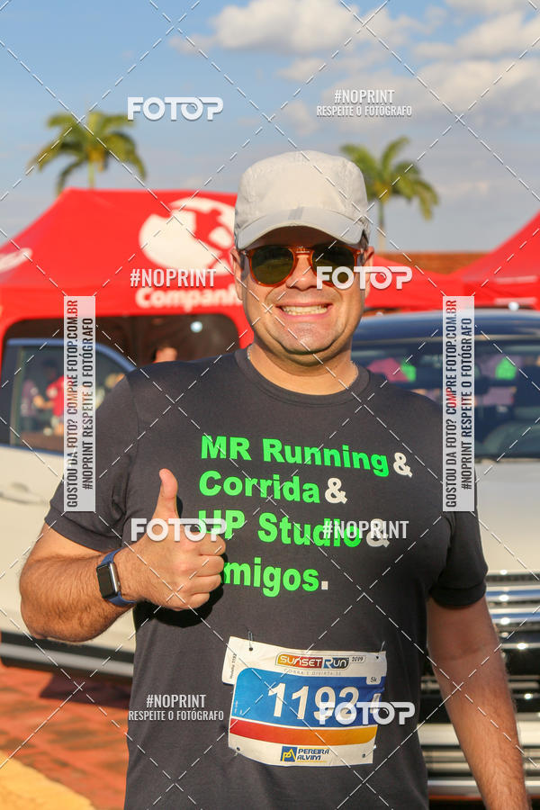 Buy your photos of the eventSunset Run 2019 on Fotop